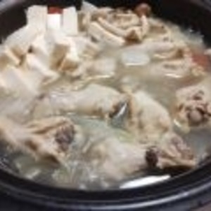 【鶏肉ぶつ切り】鶏の水炊き【あったか鍋】